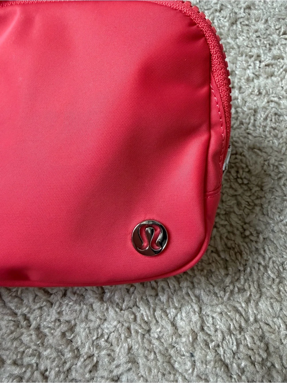 lululemon Everywhere Belt Bag - Glazed Pink